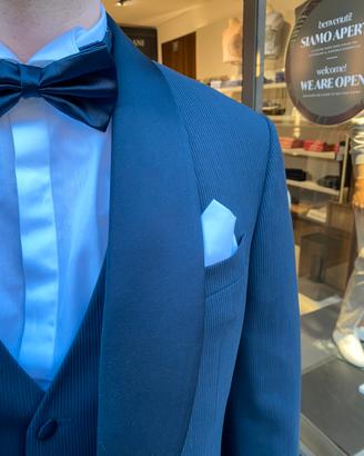 Smoking Corneliani 3 pezzi colore blu come nuovo