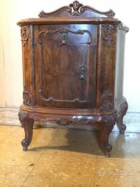 Due comodini stile chippendale