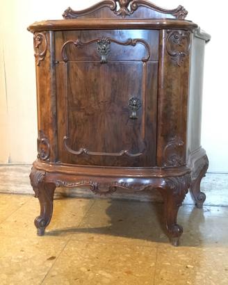 Due comodini stile chippendale