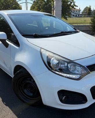 Kia Rio 1.4 CRDi 5p. Cool
