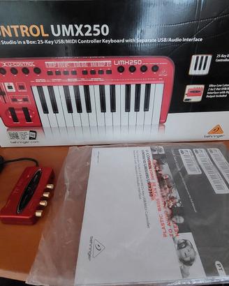 BEHRINGER U CONTROL UMX250