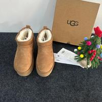 Stivali da neve con tacco alto da donna UGG -38