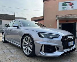 AUDI RS 4 Avant 2.9 TFSI quattro tiptronic