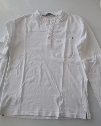 camicia bianca coreana