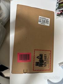 Microsoft surface laptop 13” NUOVO