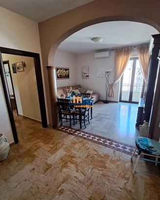 Casa di ampia metratura ad Alezio con 3 cam. letto