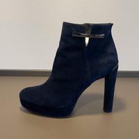 Stivaletto con tacco pelle scamosciata di vitello