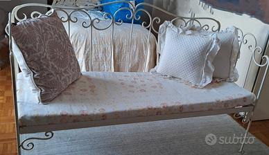 Divanetto SHABBY ferro ,complemento arredo