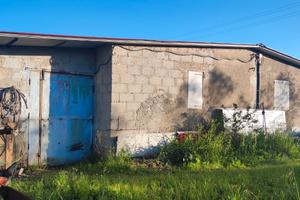 Terreno agricolo con locale attrezzi