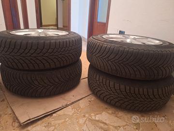 Cerchi Citroen C3 con borchie e gomme invernali