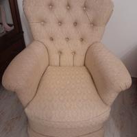 POLTRONCINA STILE CLASSICO