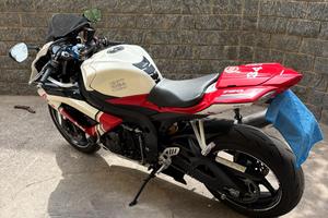 Suzuki gsxr 750