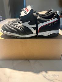 Scarpe on sale calcetto mizuno