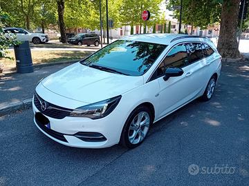 Opel Astra Sports Tourer 1.5 cdti Business AT9