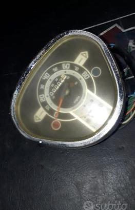 Lambretta Pato 50 : motore centralina faro
