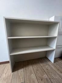 libreria da scrivania in buone condizioni 