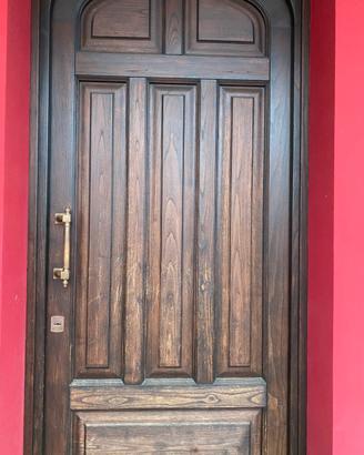 Portoncino di sicurezza in legno