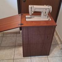 Macchina da cucire Singer manuale