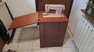 Macchina da cucire Singer manuale