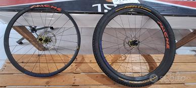 Cerchioni Miche 999 Carbonio NON  boost