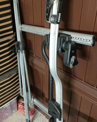 Portabici doppio Thule e Nordrive 