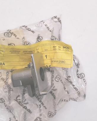 CORPO SERRATURA VANO PORTAOGGETTI VESPA PX PIAGGIO