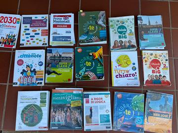 Libri scolastici scuola media (Poggio dei Pini)