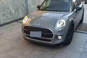 mini Cooper d 1.5  115cv