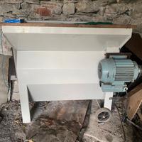 pigiatrice elettrica 220v