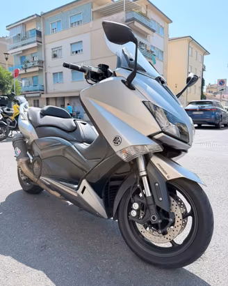 Tmax 530 2016
