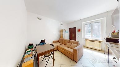 Bilocale al piano terra con cantina