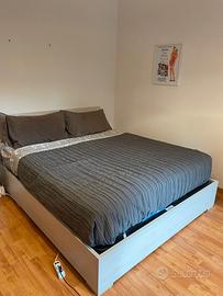 letto ( senza materasso) e mobile kallax 