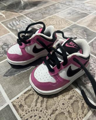 Scarpe Nike bimba n 19
