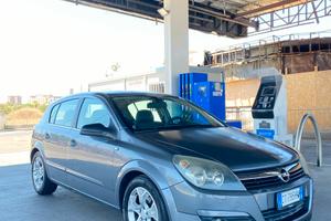 Opel Astra H 1.7 cdti