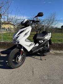 Yamaha aerox 50