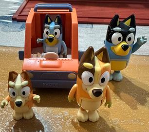 Personaggi (famiglia al completo) bluey e binho