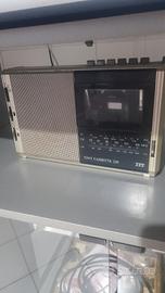 Radio con lettore cassette ITT