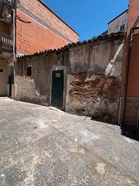 Casa rurale a Biancavilla fronte Scuola G. Marconi