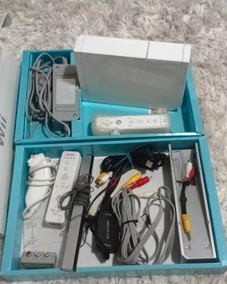 nintendo Wii con giochi e accessori e scatole comp