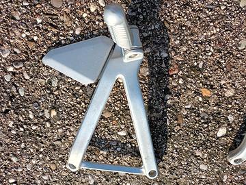 Pedane ducati 748-916-996-998