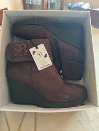 stivaletti camoscio Renato Balestra