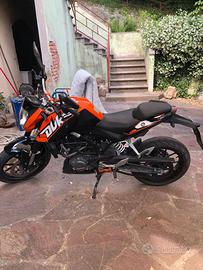 KTM Duke 125 4t