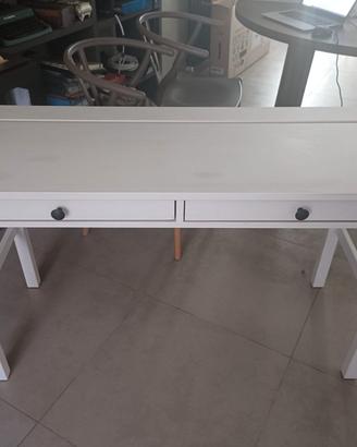 scrivania Hemnes Ikea