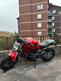 Ducati Monster 821