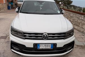 Volkswagen tiguan r line