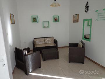 Casa indipendente con giardino