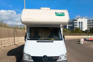 Camper mansardato McLouis 701
