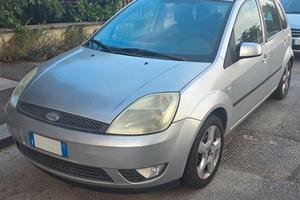 FORD FIESTA 1.2 Benzina 2005 EURO 4