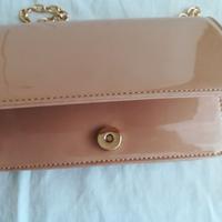 POSCHETTE marca PRIMA DONNA con catenella dorata