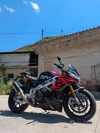 Aprilia Tuono V4 Factory 